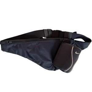 Nike Sling Bag Chest Pack‎ Crossbody Nylon Adjustable Strap With Bottle Holder